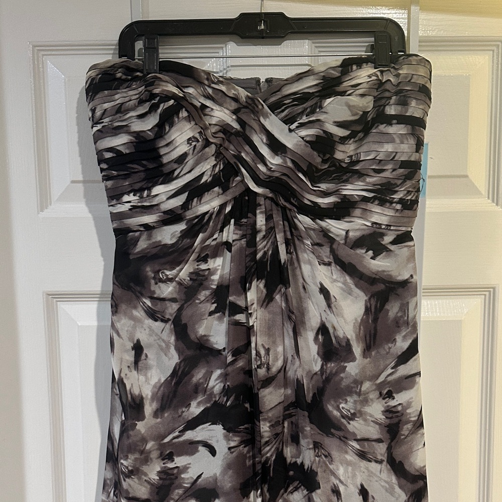 Tadashi Shoji Elegant Black and Gray Strapless Gown - Picture 1 of 5